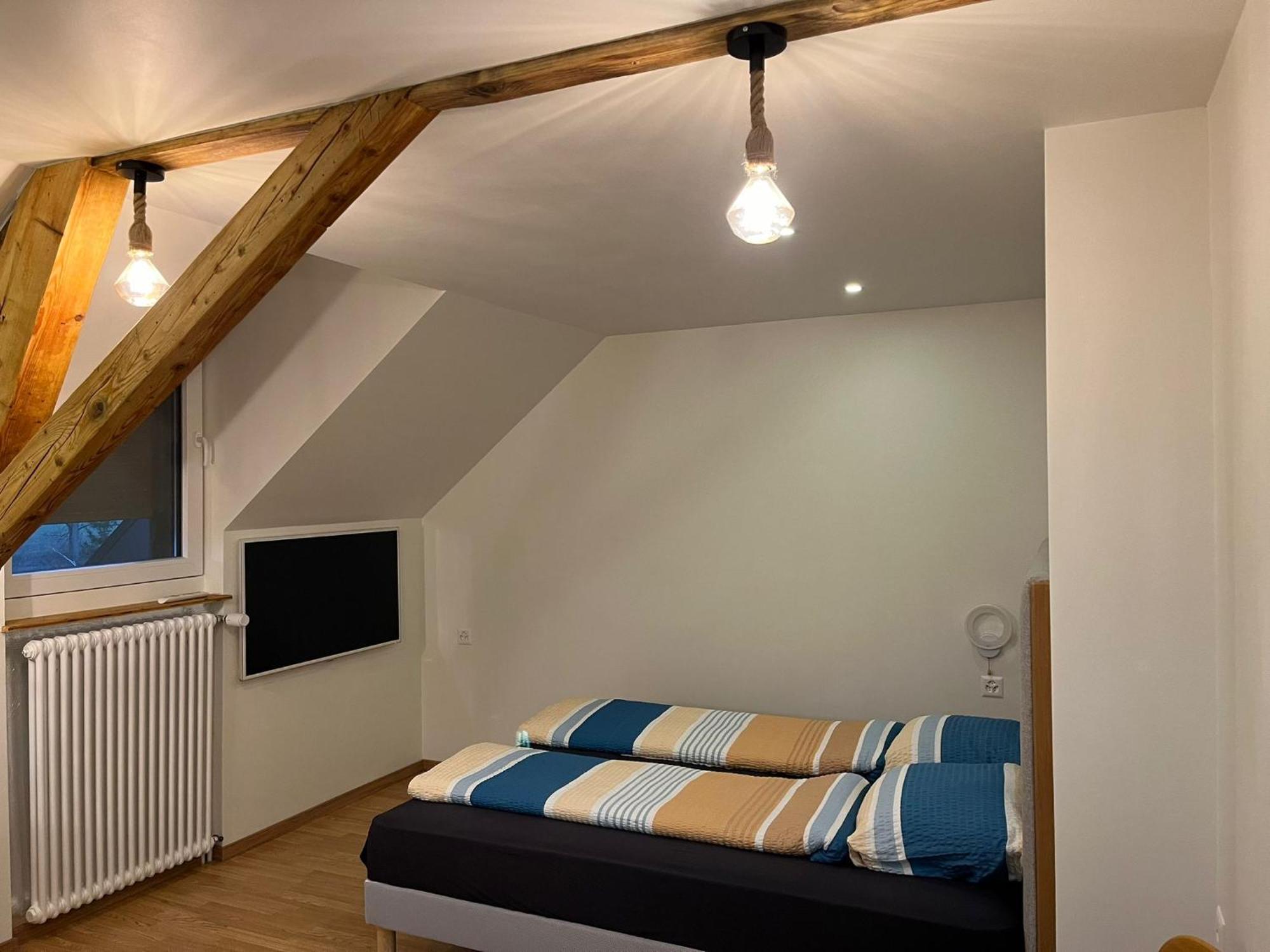 Studio Cosy Au Centre De Couvet Luaran gambar