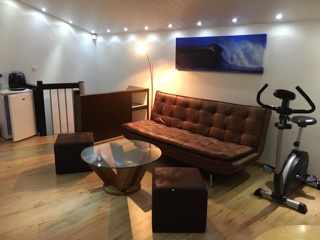 Studio Cosy Au Centre De Couvet Luaran gambar